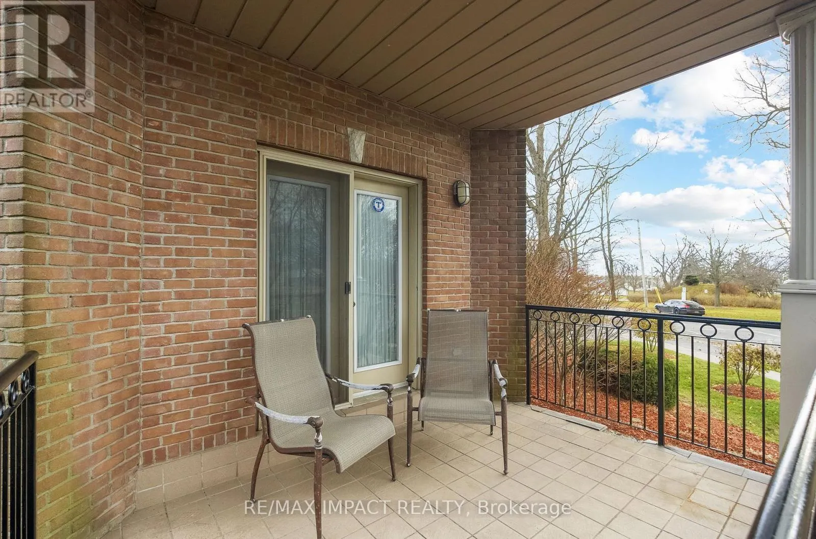 101 - 220 CHURCH STREET, #101