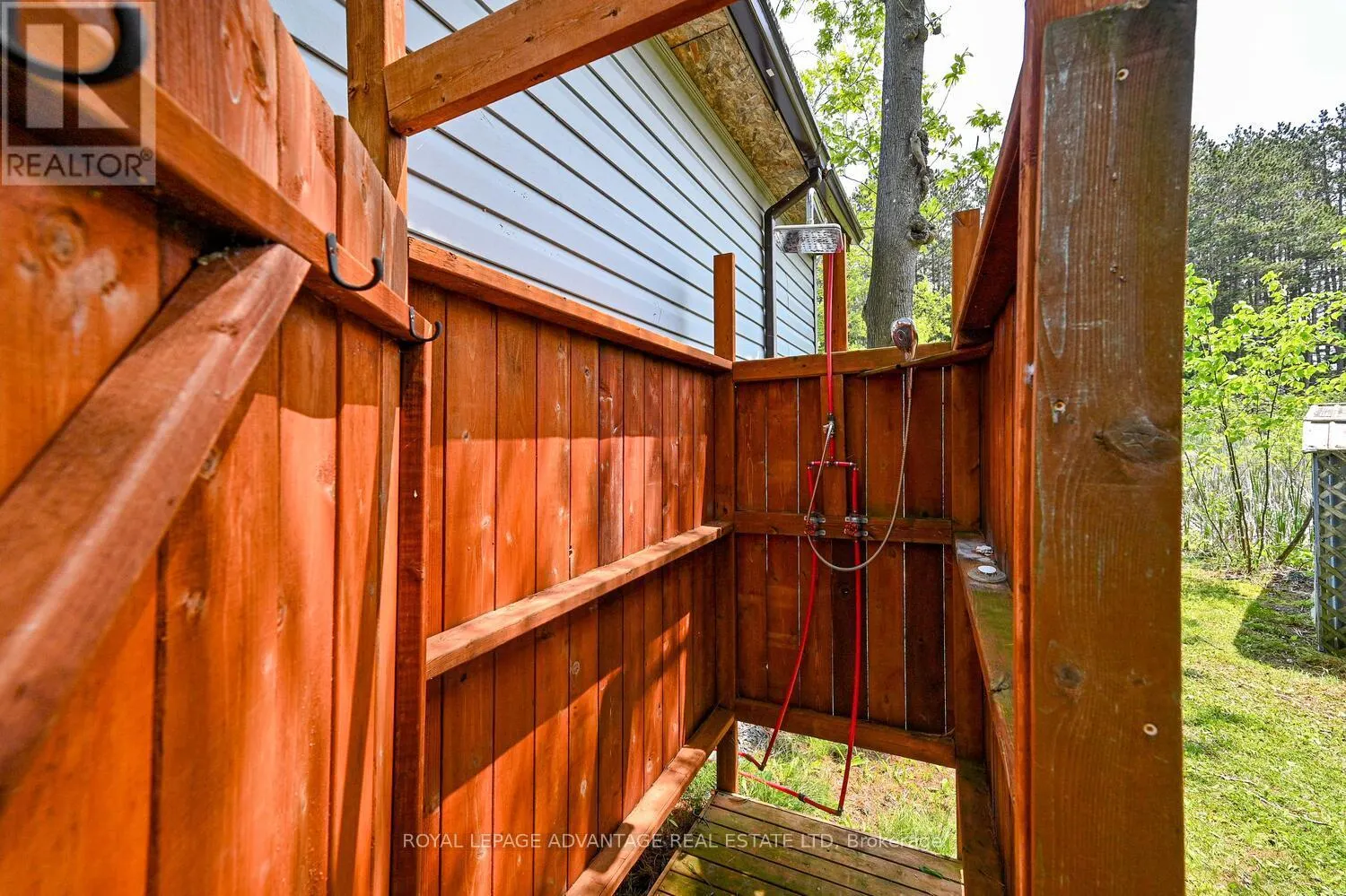 832 KLON LANE