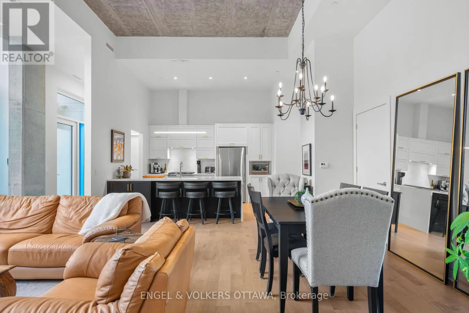 103 - 135 BARRETTE STREET