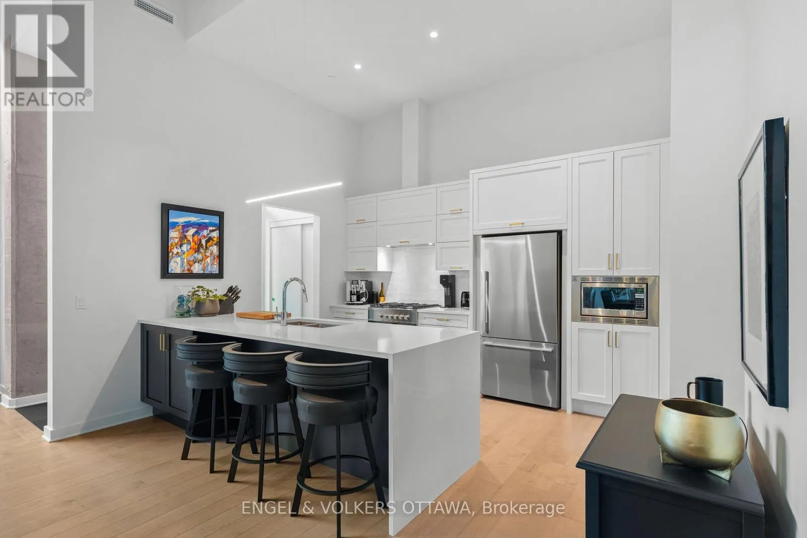103 - 135 BARRETTE STREET