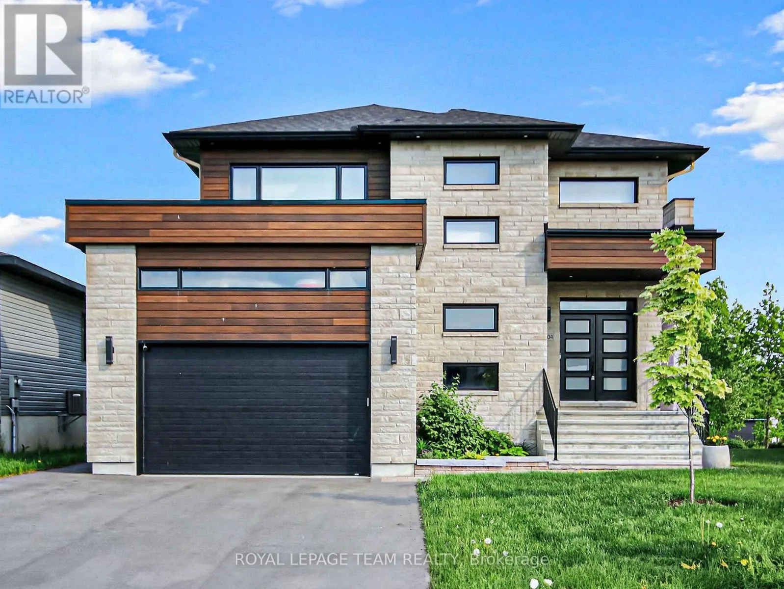 504 BARRAGE STREET