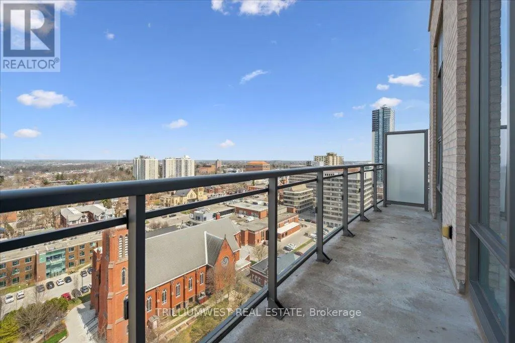 1702 - 85 DUKE STREET W