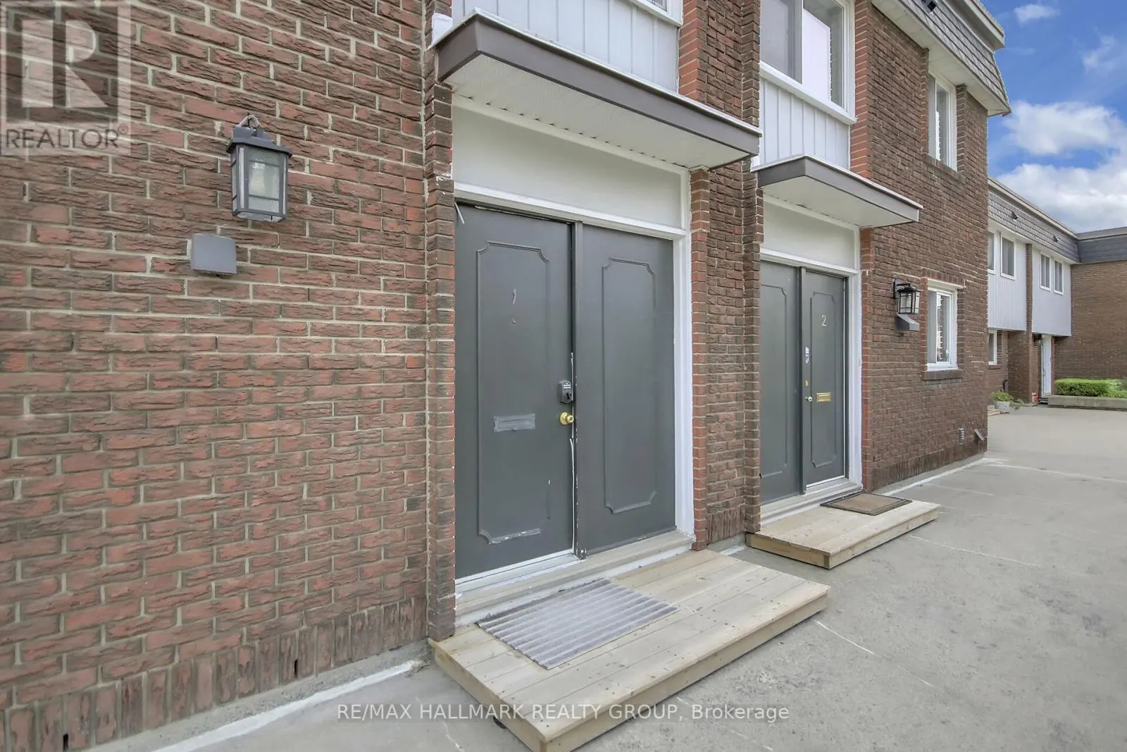 1 - 1821 WALKLEY ROAD