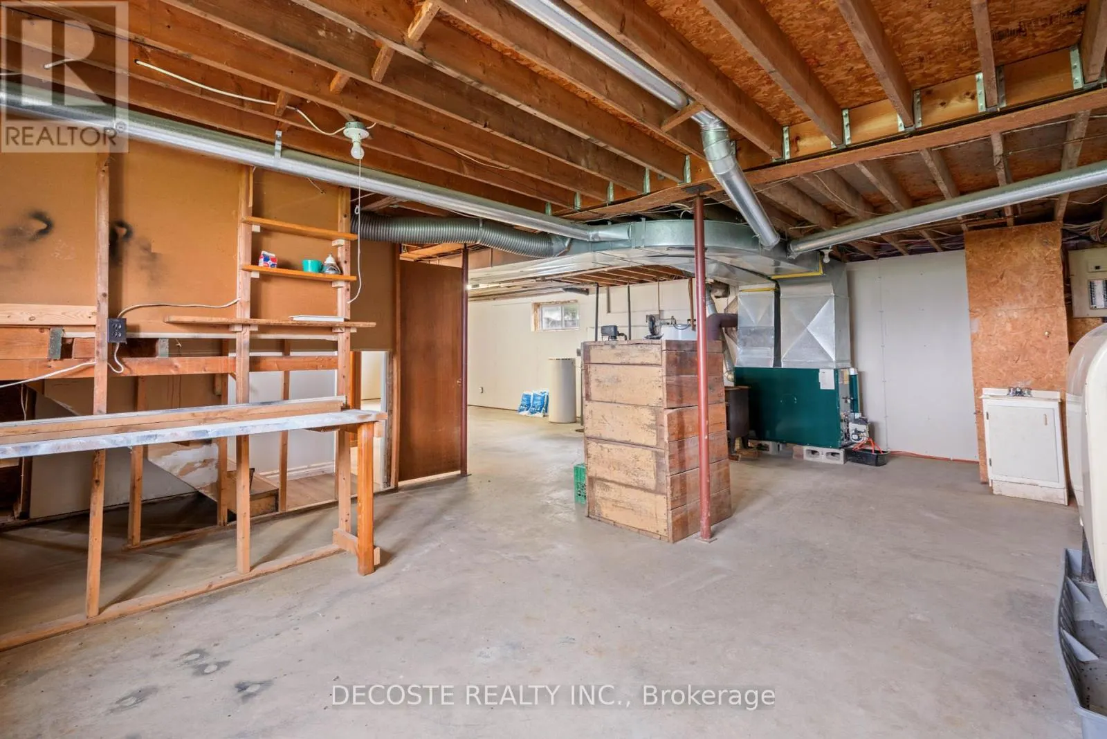 2811 ROLLAND MASSIE ROAD