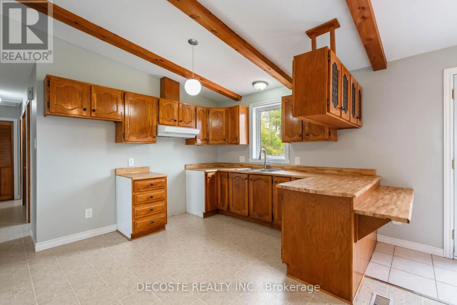 2811 ROLLAND MASSIE ROAD
