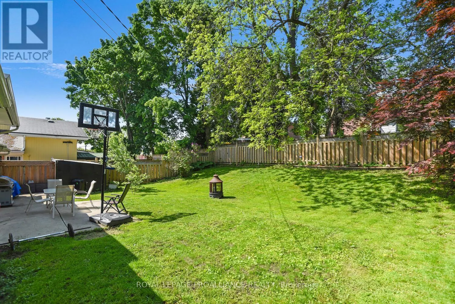 18 CONVAY CRESCENT