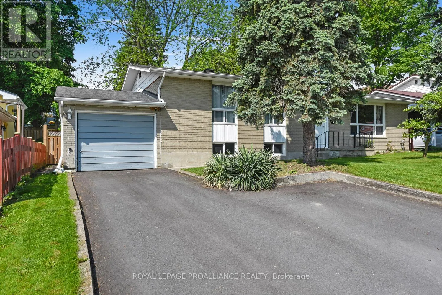 18 CONVAY CRESCENT