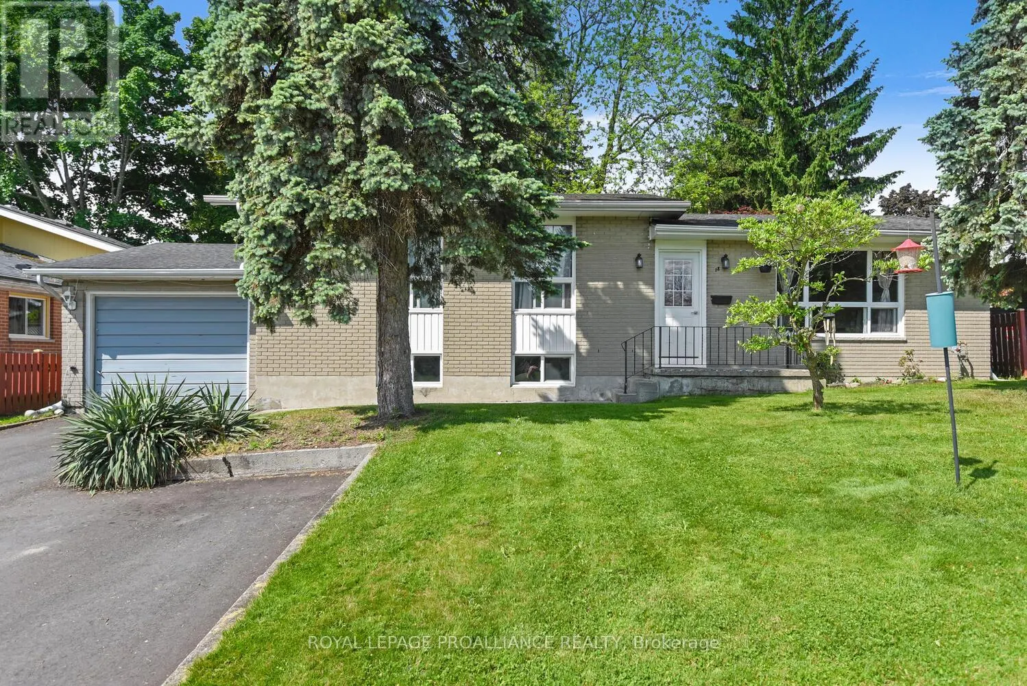 18 CONVAY CRESCENT