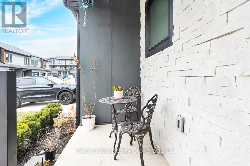 602 - 361 QUARTER TOWN LINE, #602