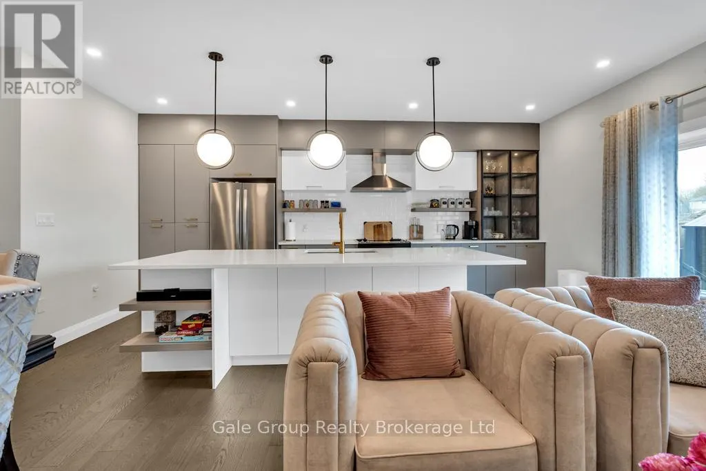 602 - 361 QUARTER TOWN LINE, #602