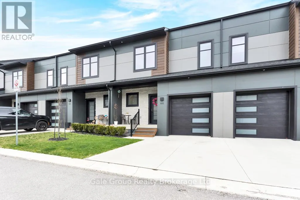 602 - 361 QUARTER TOWN LINE, #602