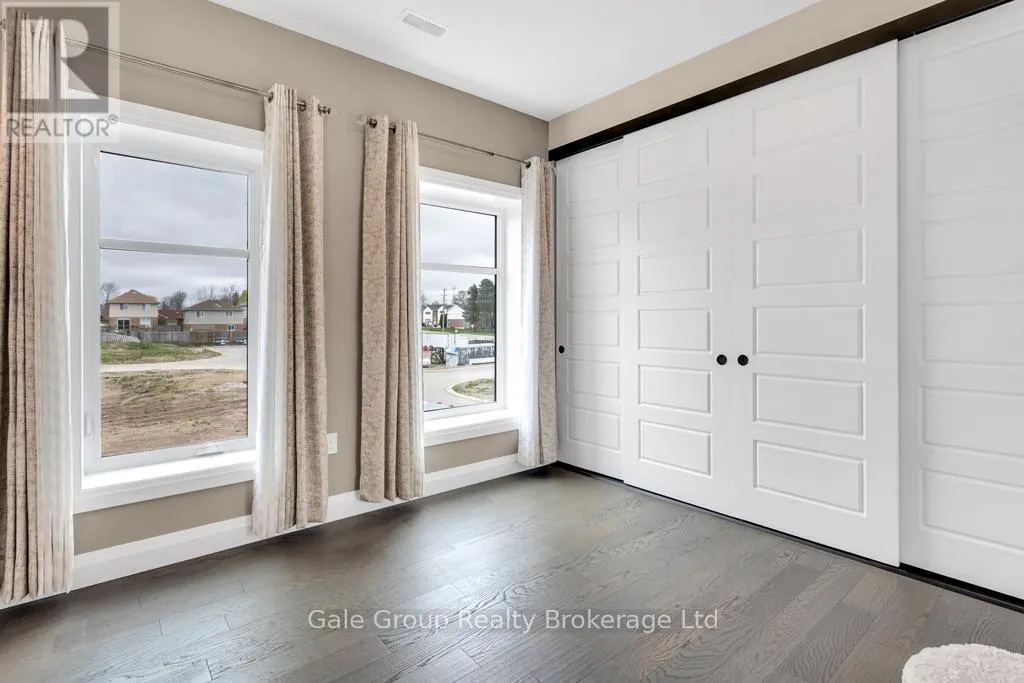 602 - 361 QUARTER TOWN LINE, #602