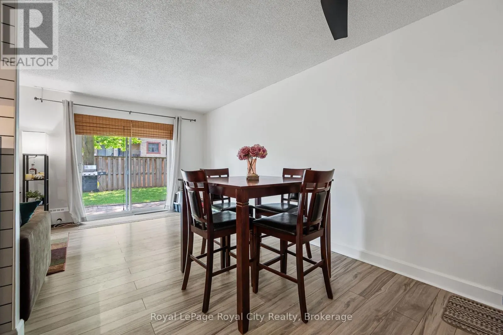 104 - 234 WILLOW ROAD, #104