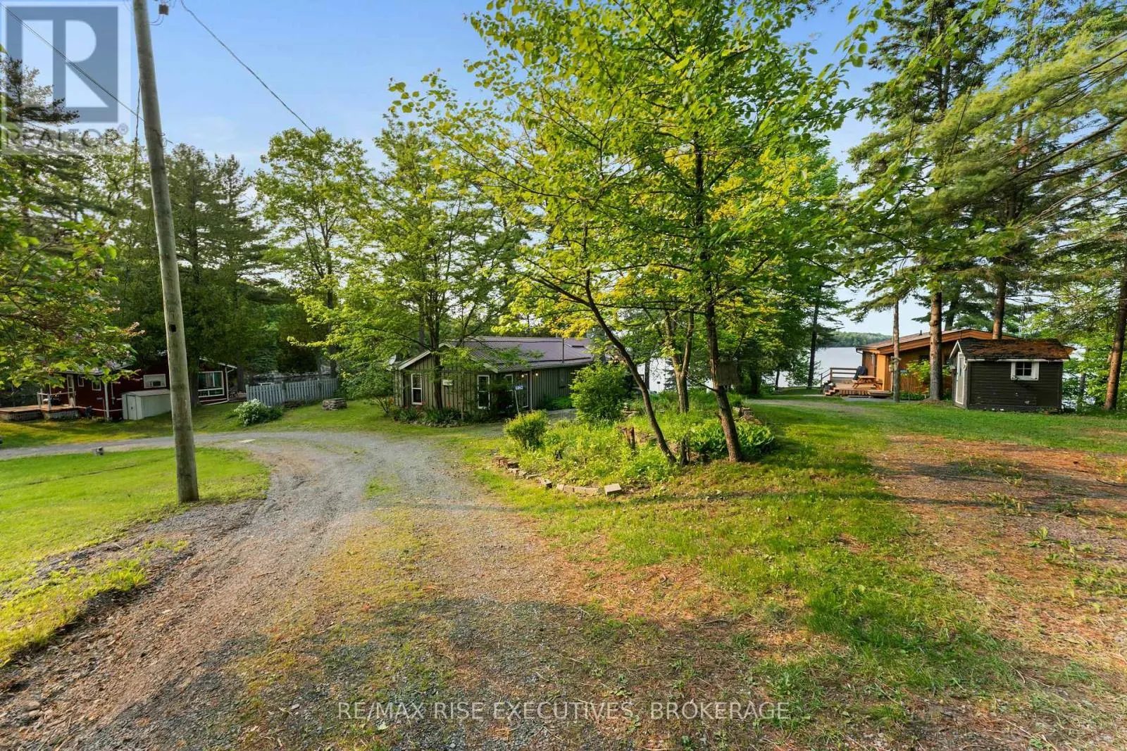6862 SMITH LANE