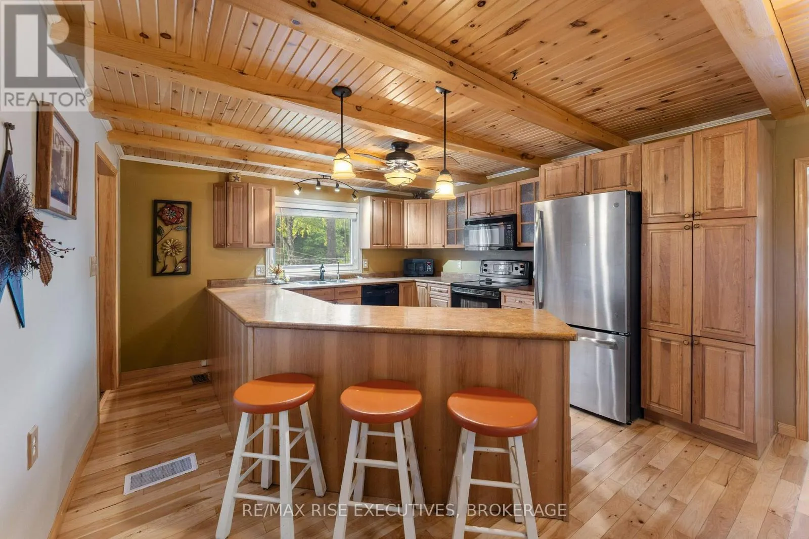6862 SMITH LANE