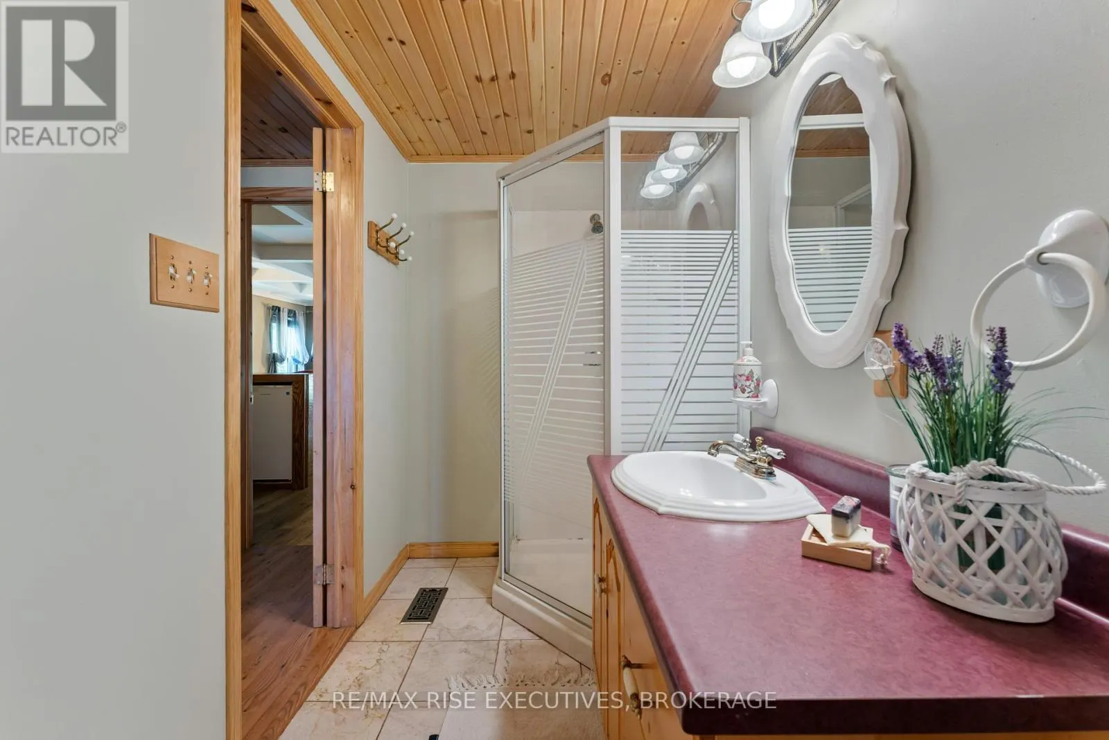 6862 SMITH LANE
