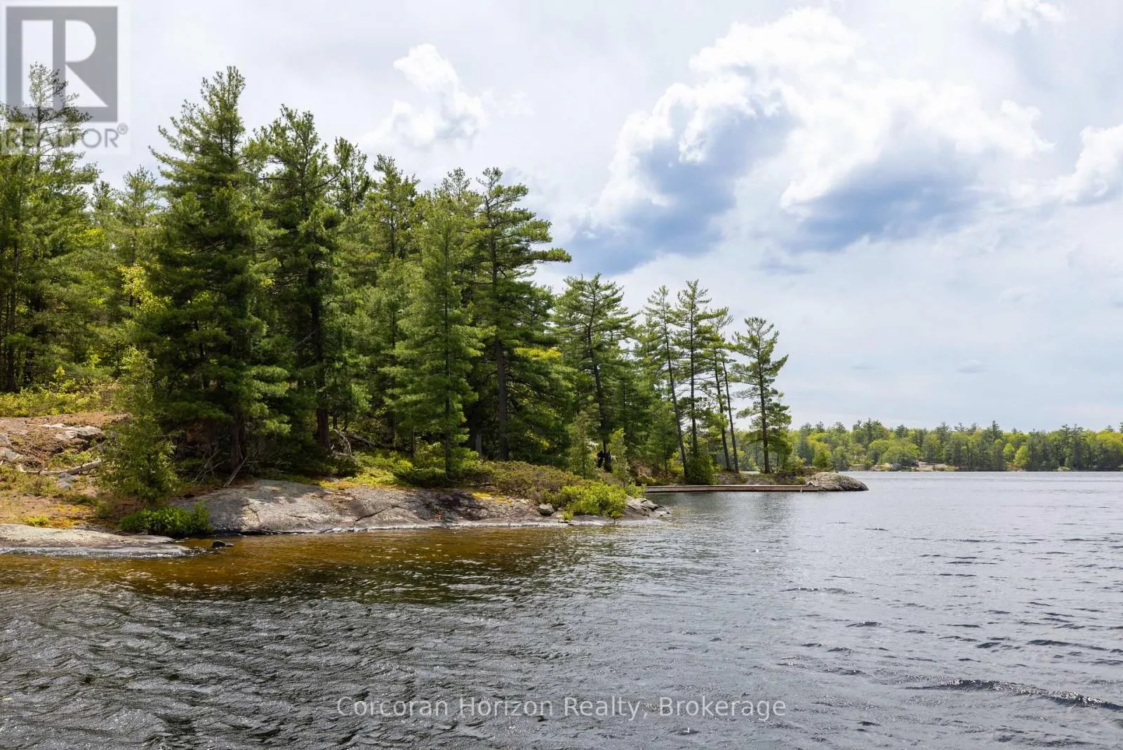 PT ISLAND 45 IN SIX MILE LAKE ISLAND