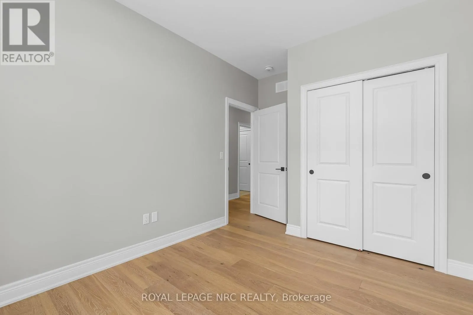 736 CLARENCE STREET