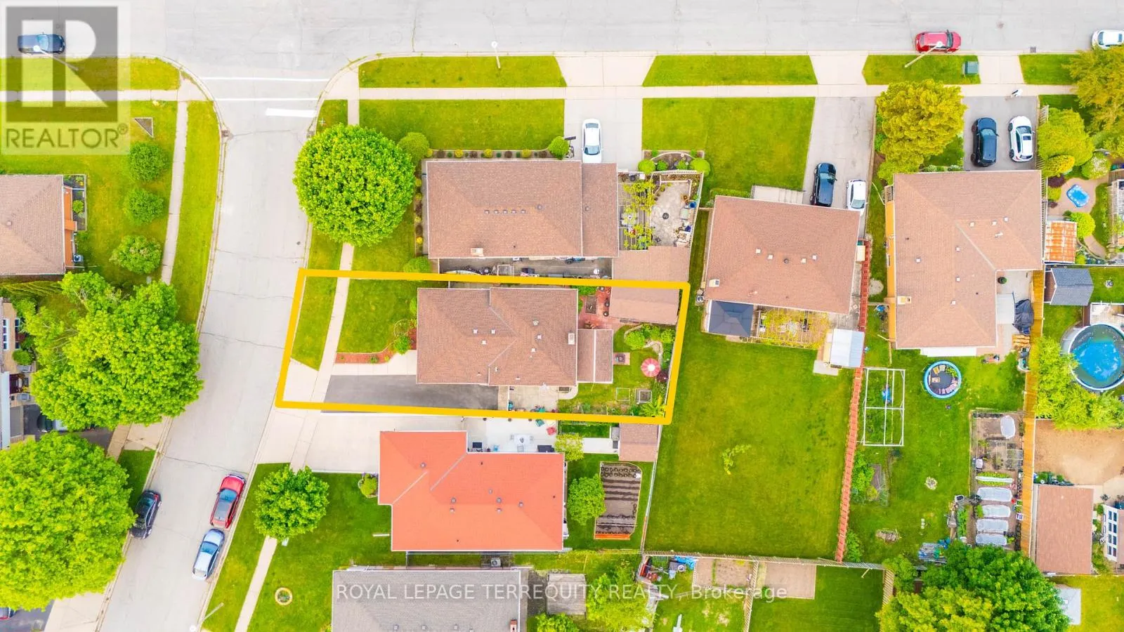 7 ANDERSON DRIVE