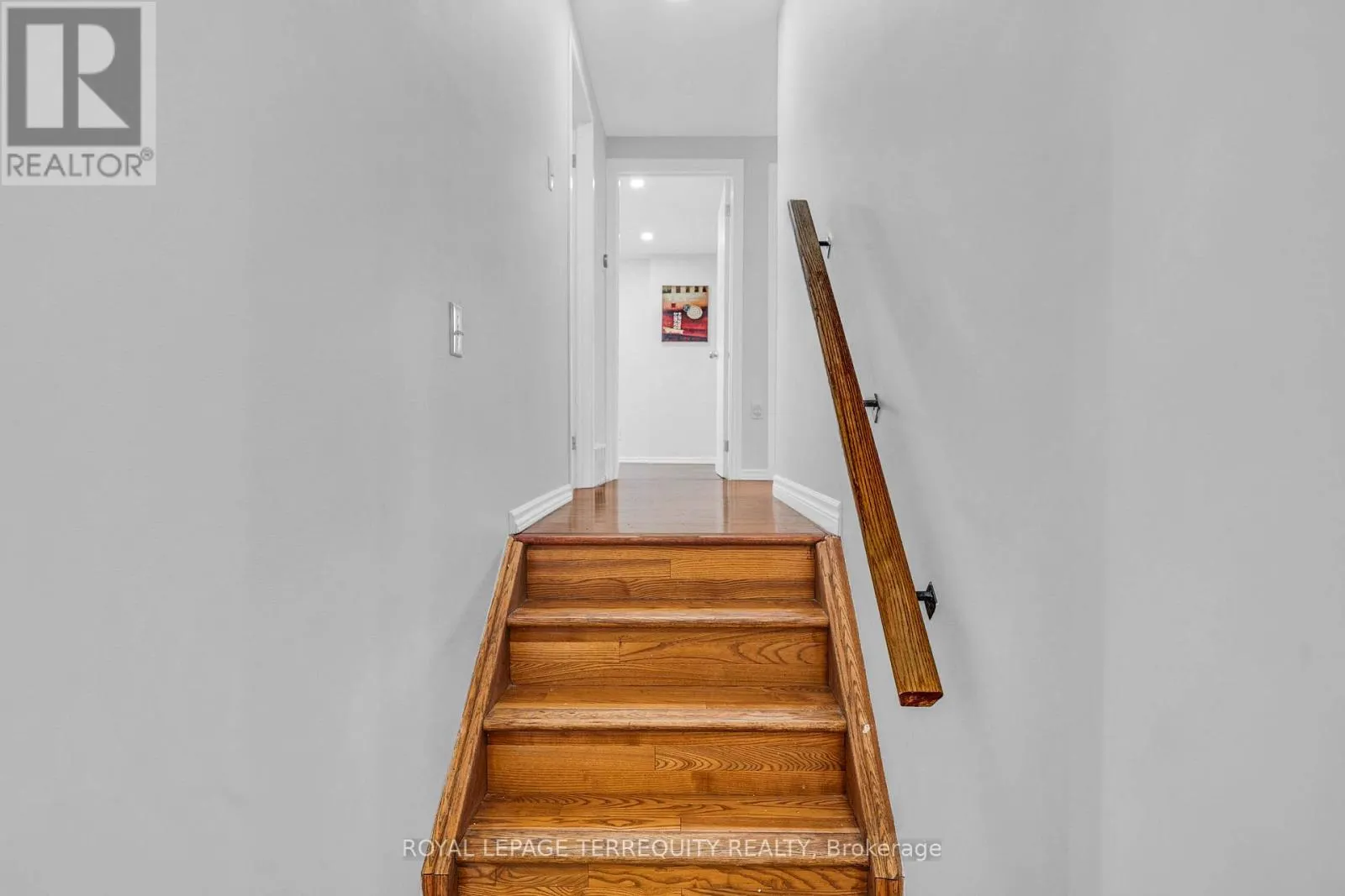 7 ANDERSON DRIVE