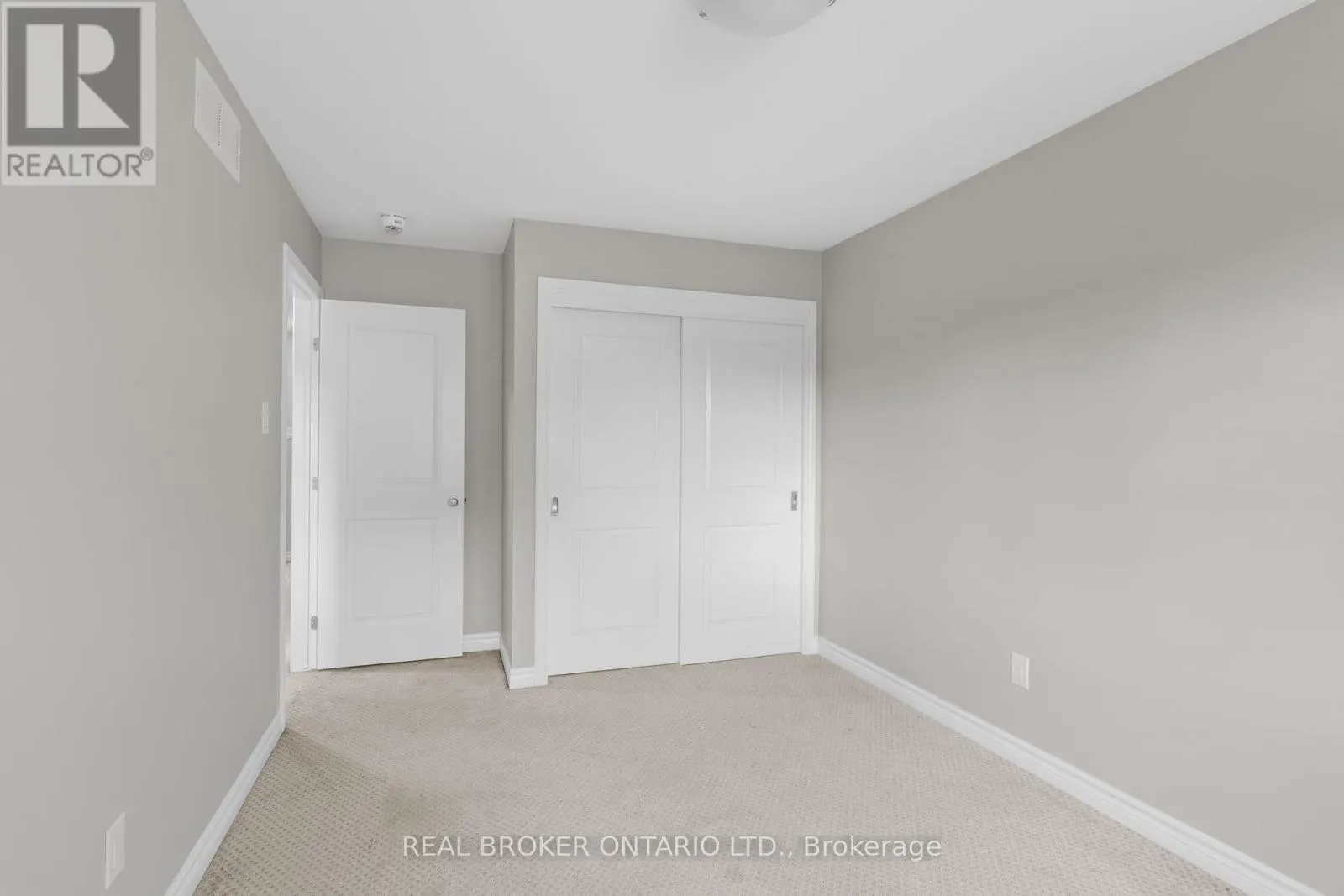 792 CEDAR CREEK DRIVE