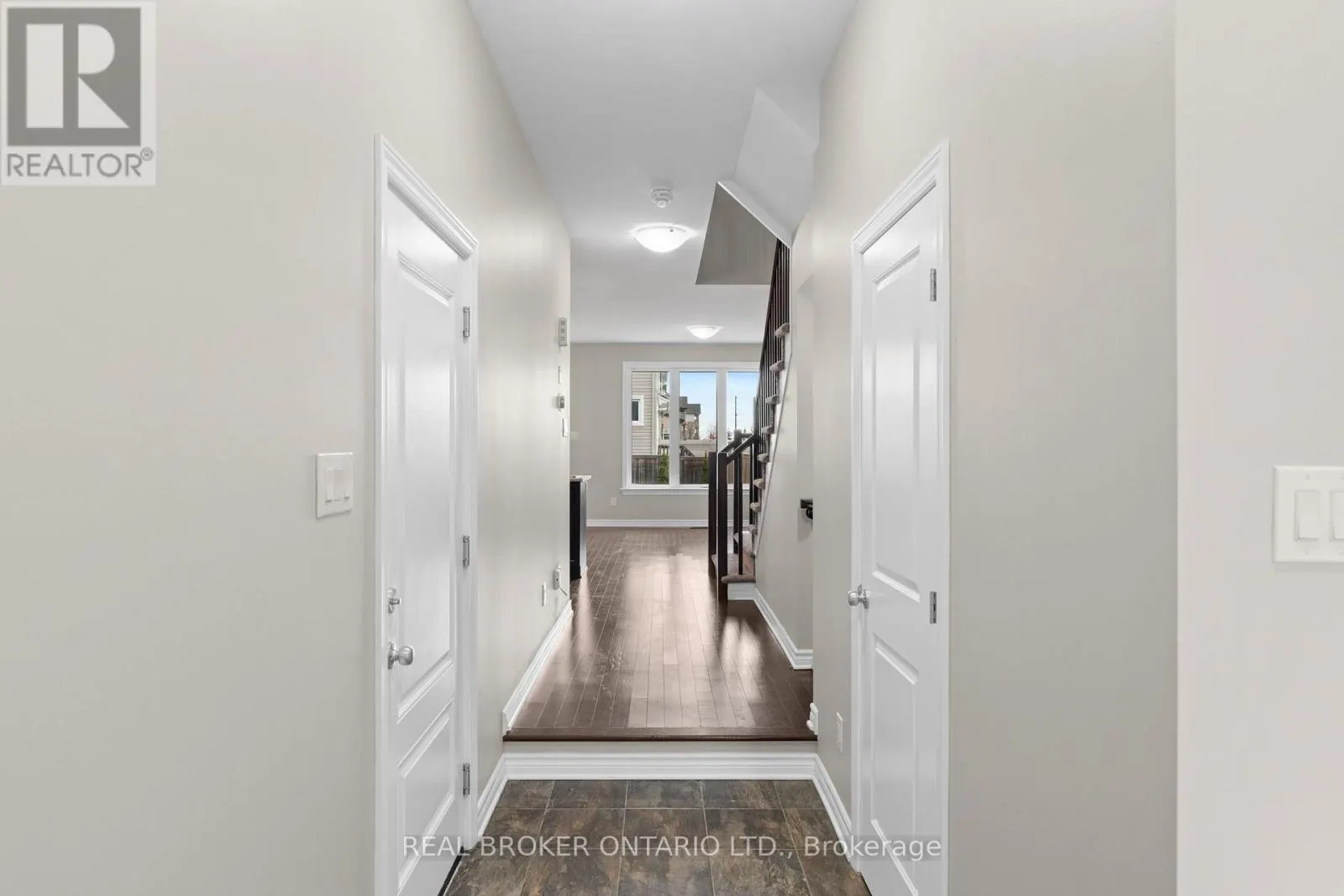 792 CEDAR CREEK DRIVE