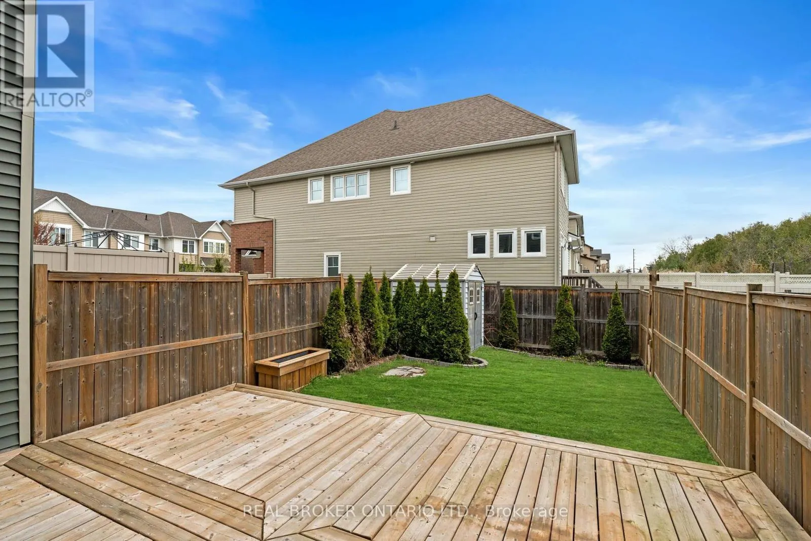 792 CEDAR CREEK DRIVE
