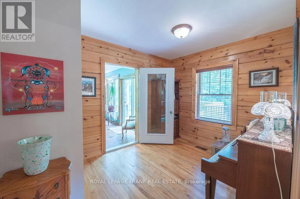 120 SUGARBUSH CRESCENT