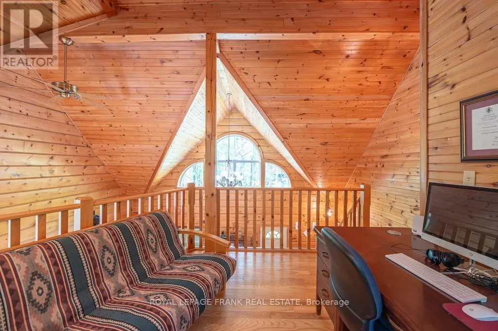 120 SUGARBUSH CRESCENT