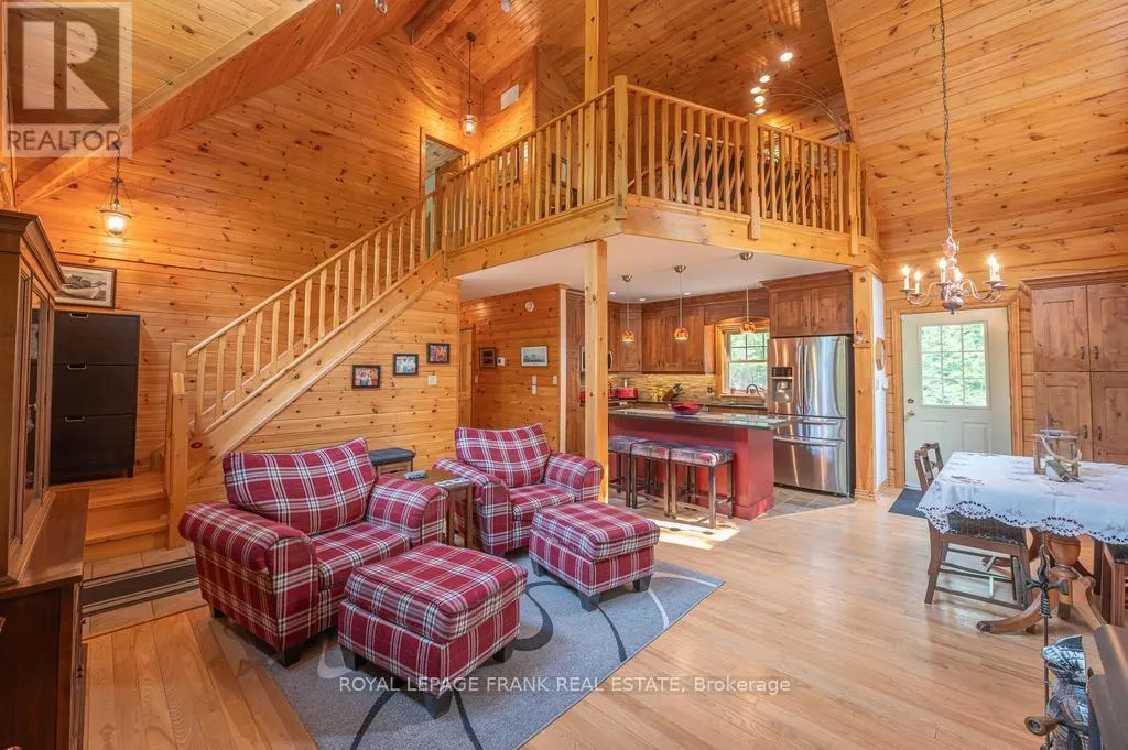 120 SUGARBUSH CRESCENT