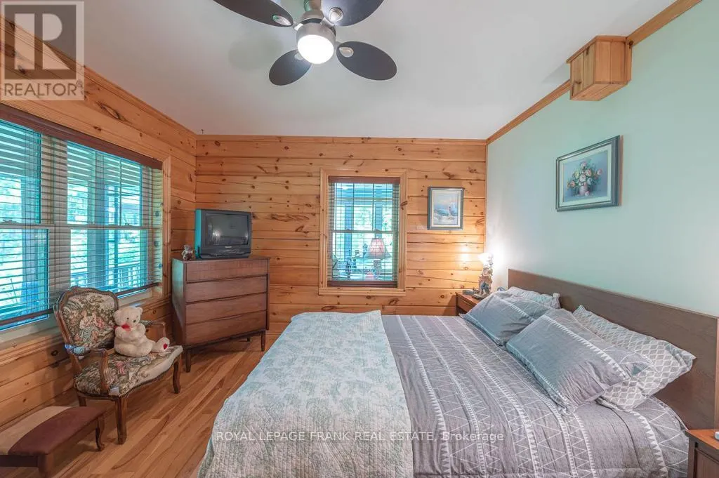 120 SUGARBUSH CRESCENT