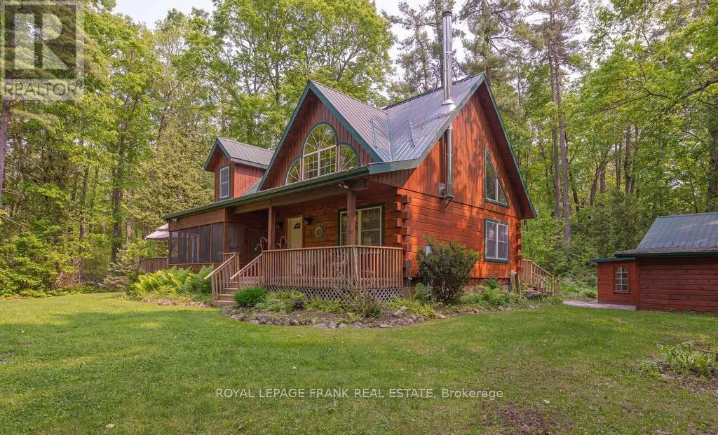 120 SUGARBUSH CRESCENT