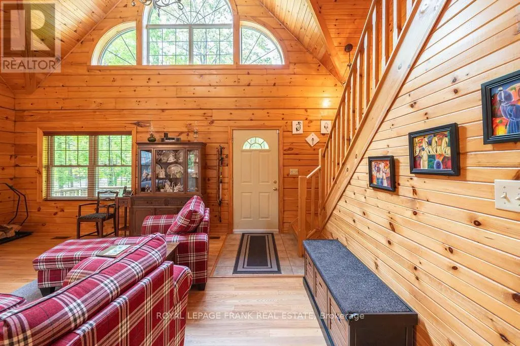 120 SUGARBUSH CRESCENT