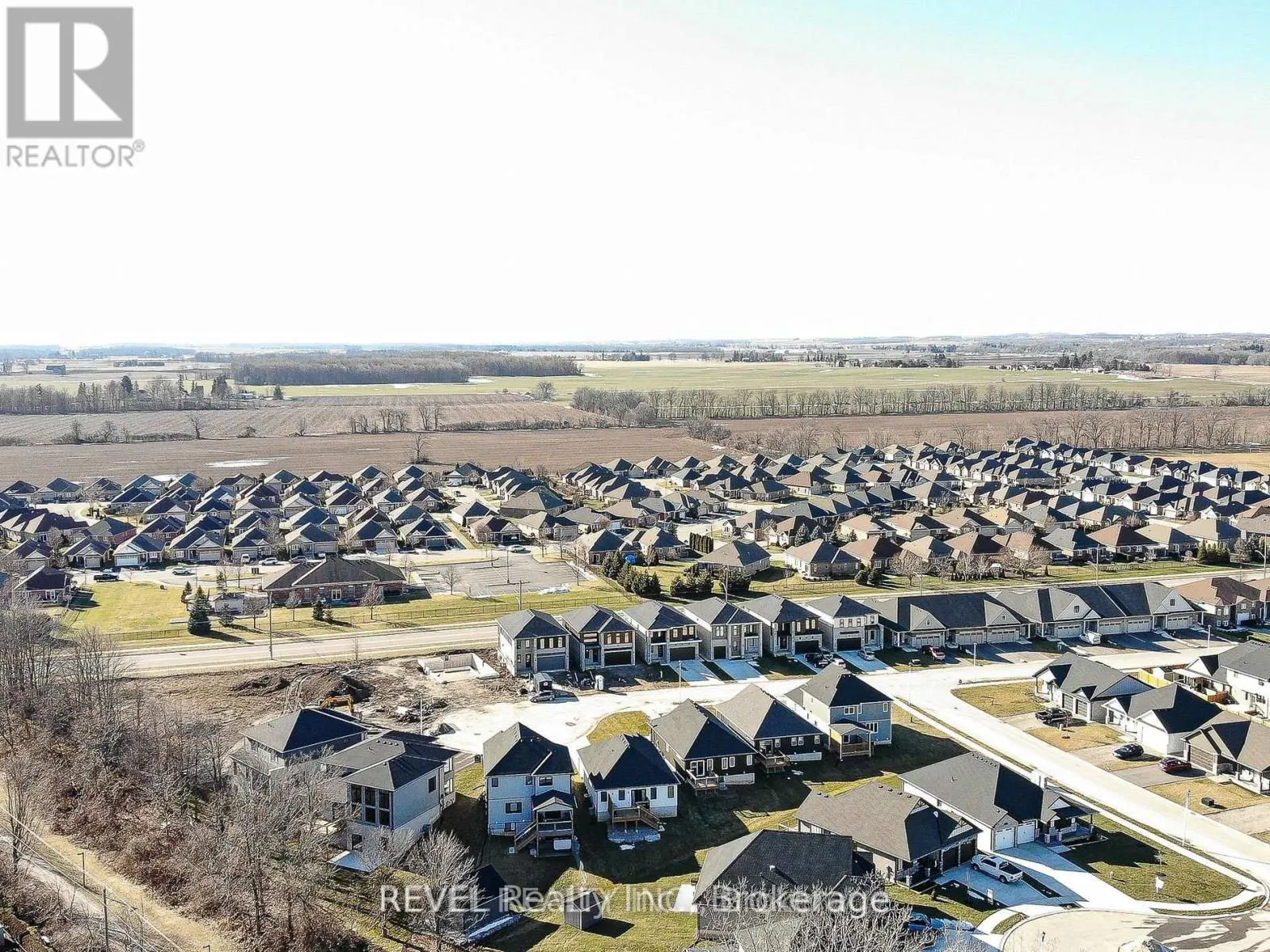 75 TRAILVIEW DRIVE