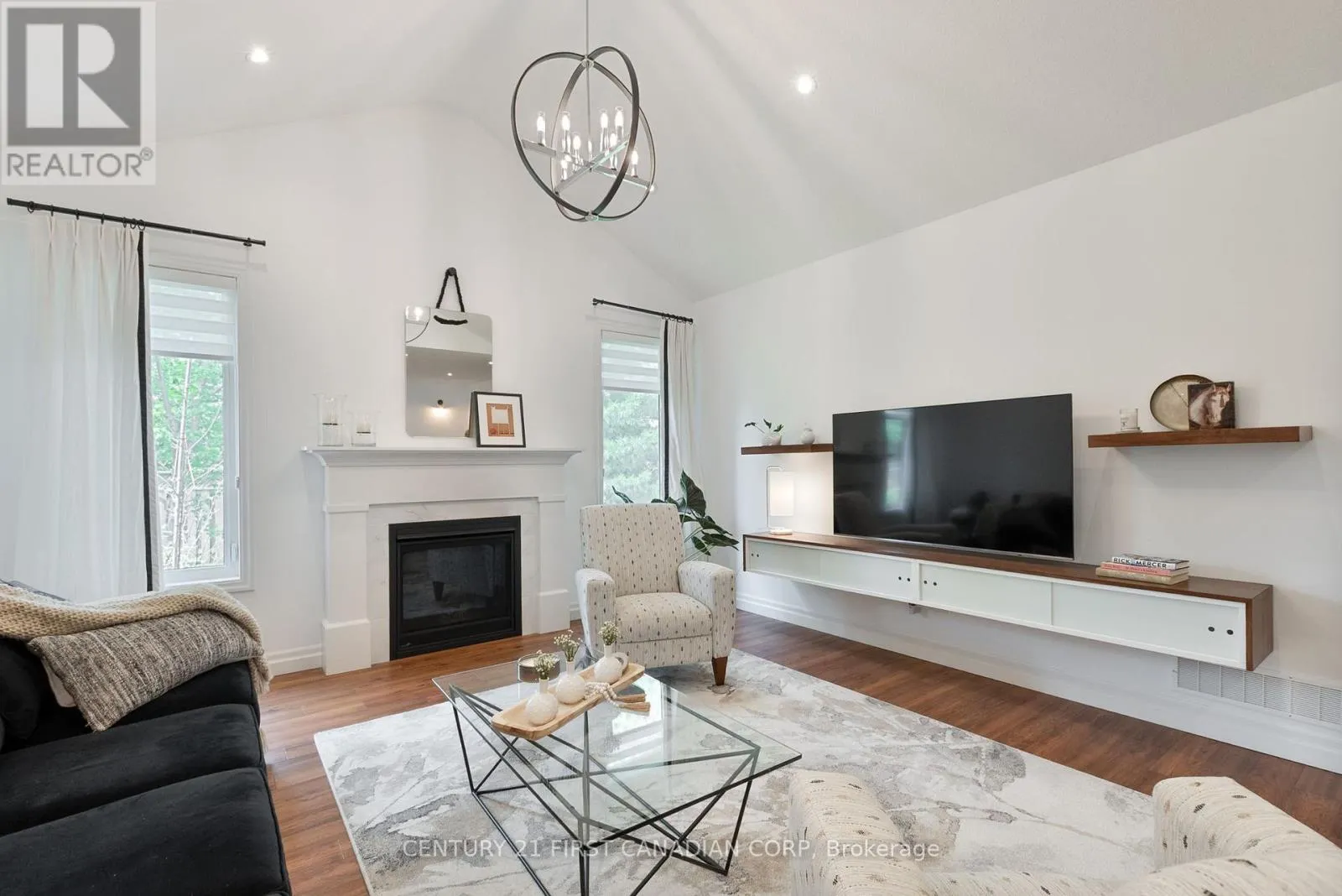 27 - 234 PEACH TREE BOULEVARD, #27