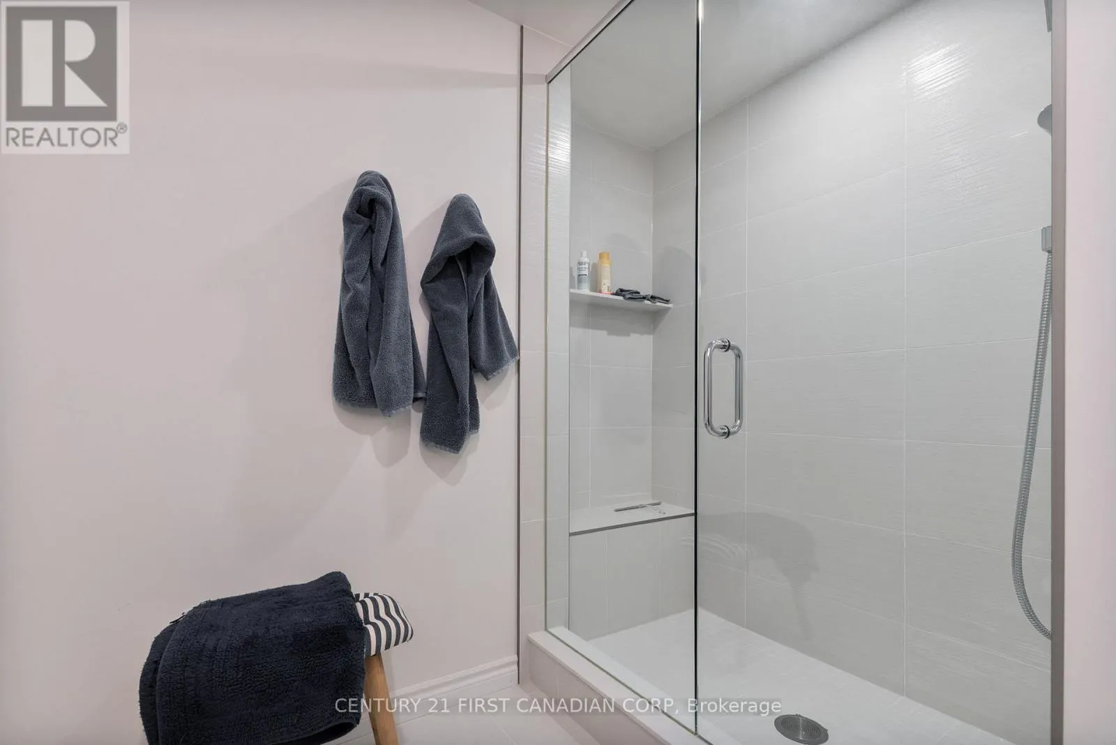 27 - 234 PEACH TREE BOULEVARD, #27