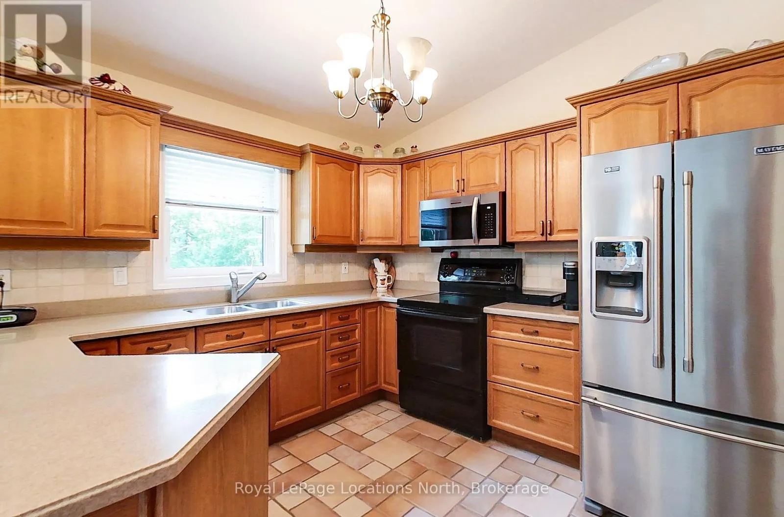 69 FAIRWAY AVENUE