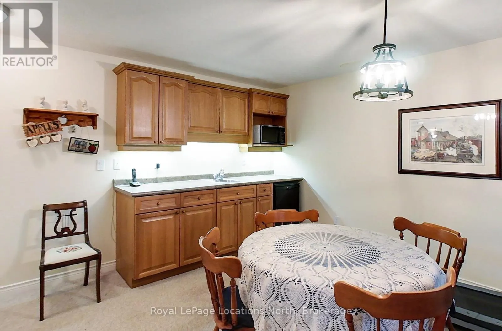 69 FAIRWAY AVENUE