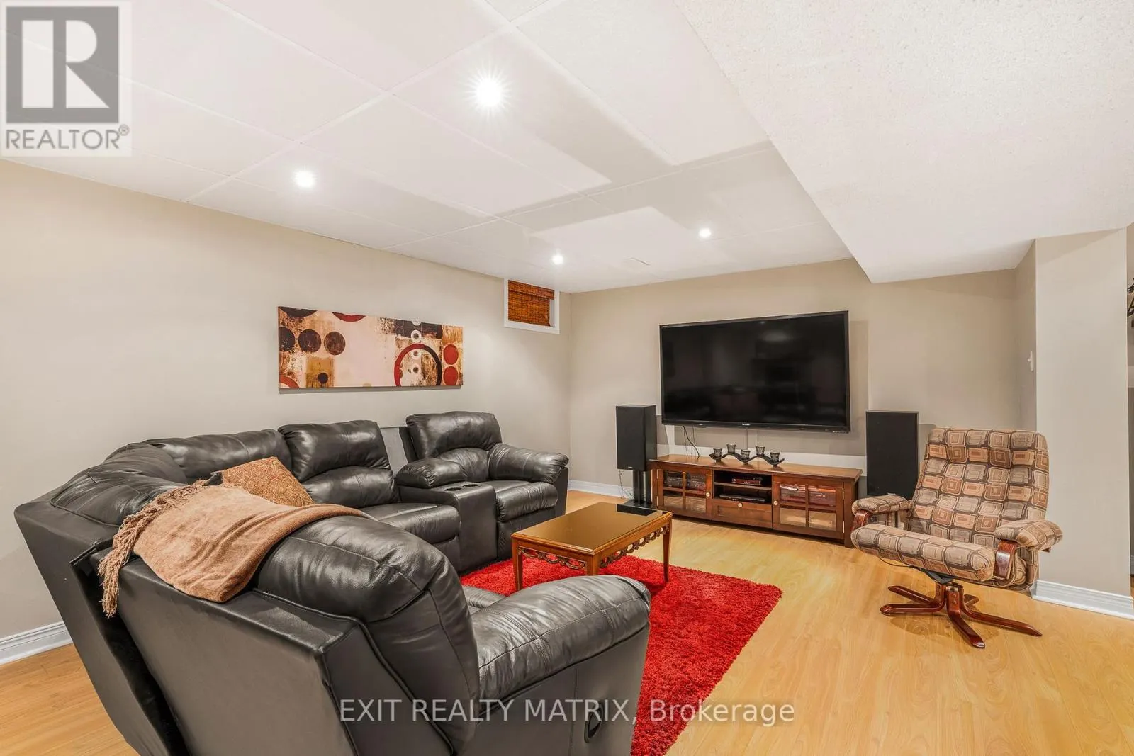 882 DU CASTOR ROAD