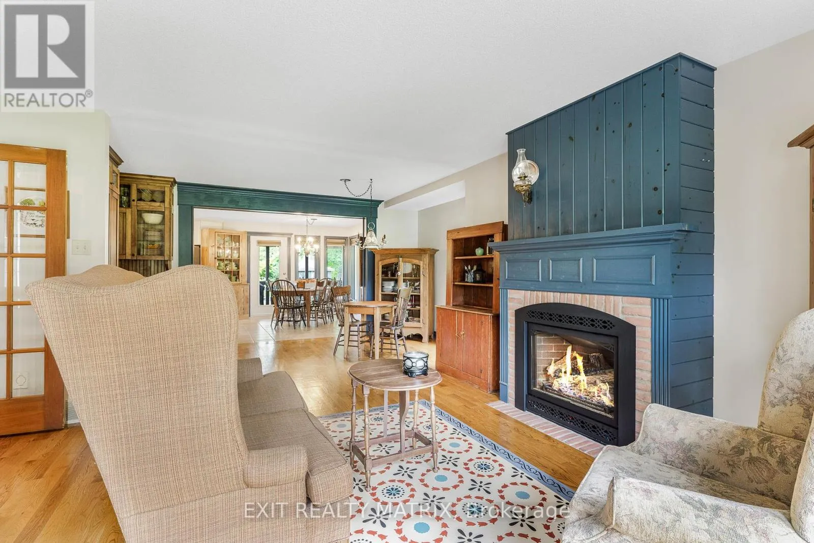 882 DU CASTOR ROAD