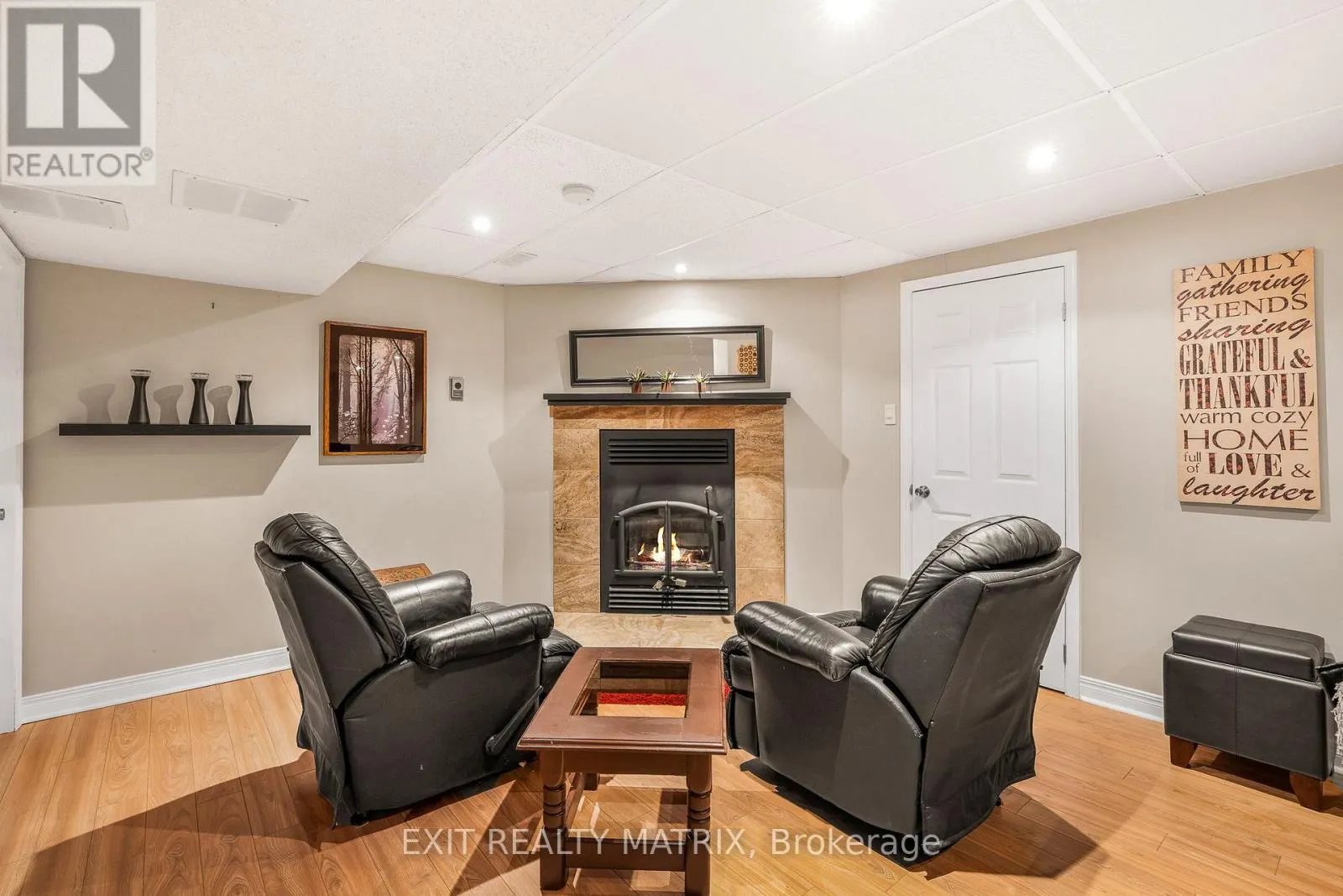 882 DU CASTOR ROAD