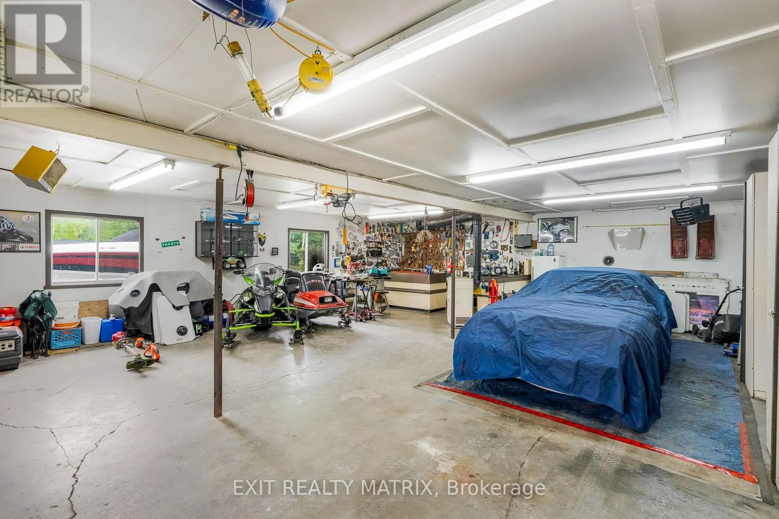 882 DU CASTOR ROAD