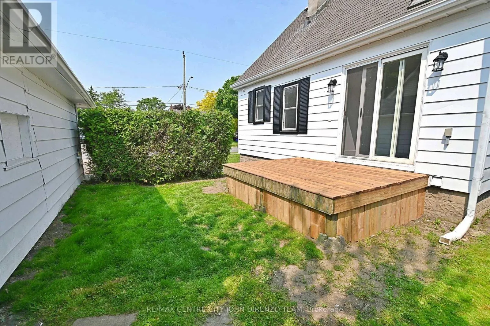 52 WOODWORTH AVENUE