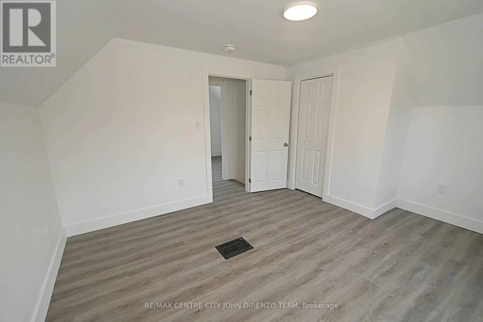 52 WOODWORTH AVENUE
