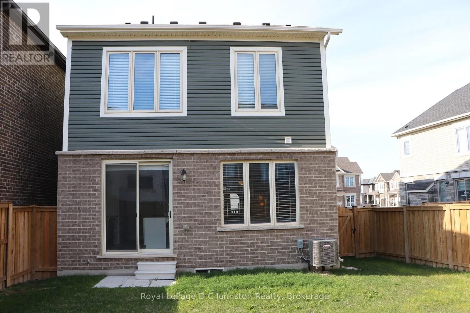 58 WILLIAM NADOR STREET