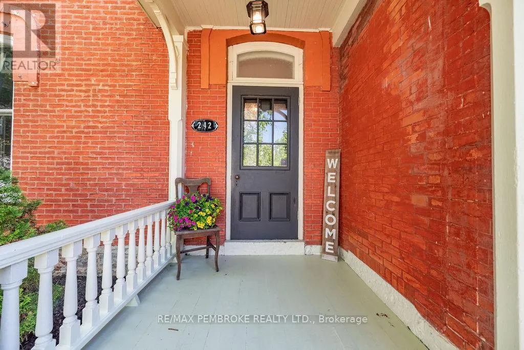 242 SUPPLE STREET