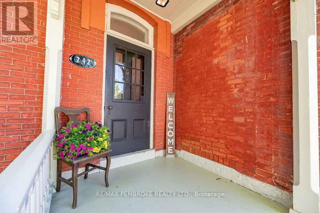242 SUPPLE STREET