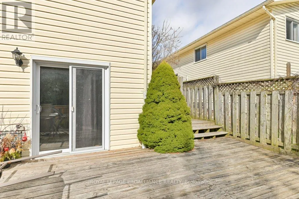 B - 162 PRINCE EDWARD STREET, #B
