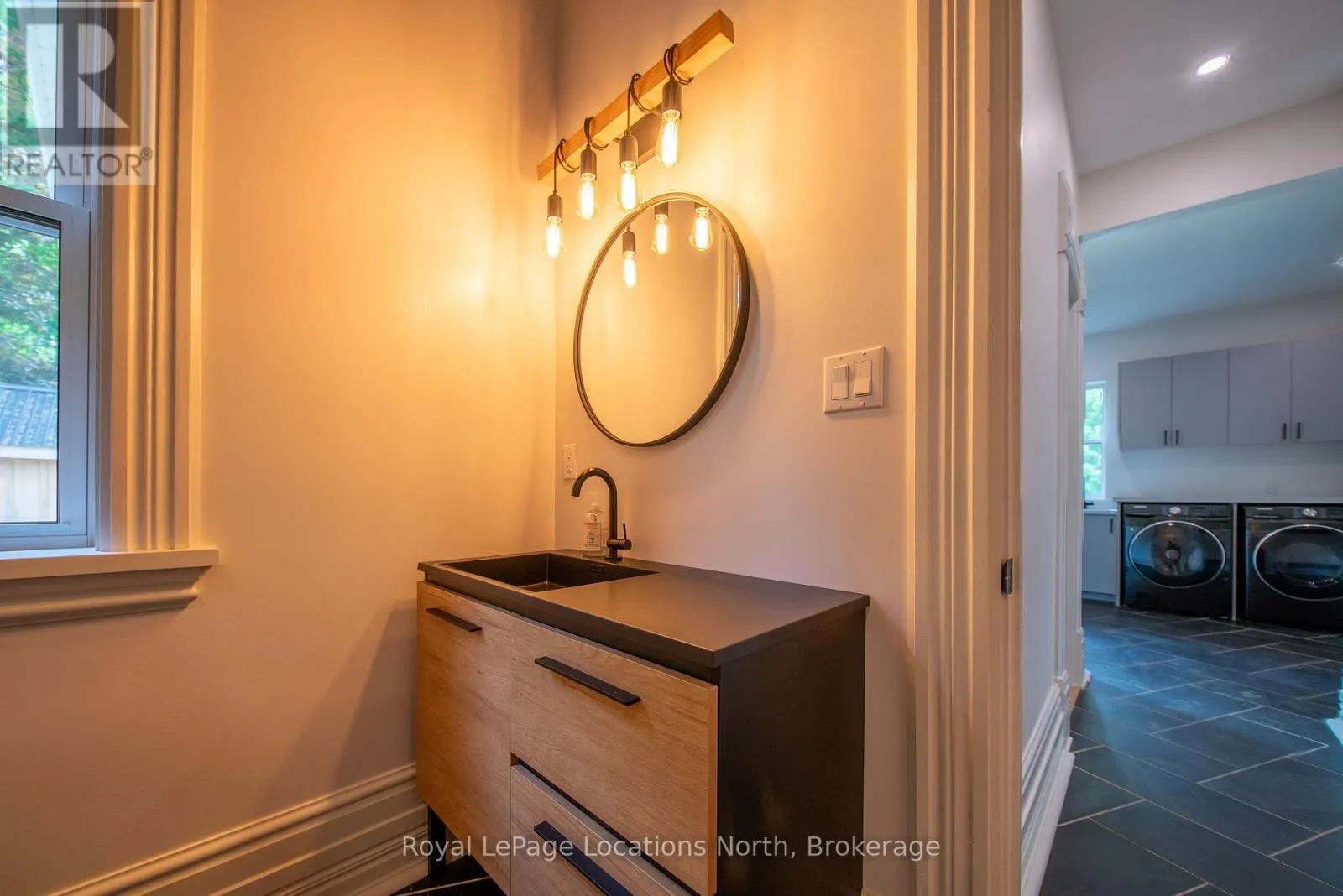 163 TROWBRIDGE STREET W