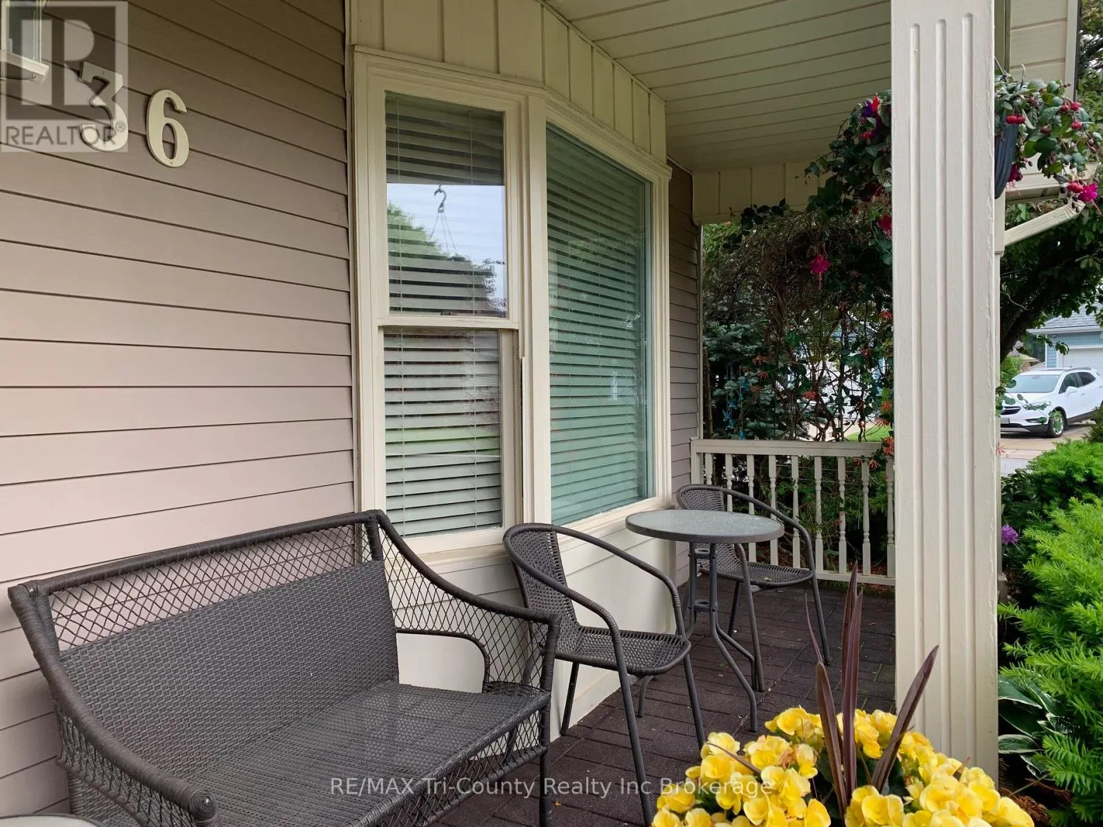 36 SINCLAIR DRIVE
